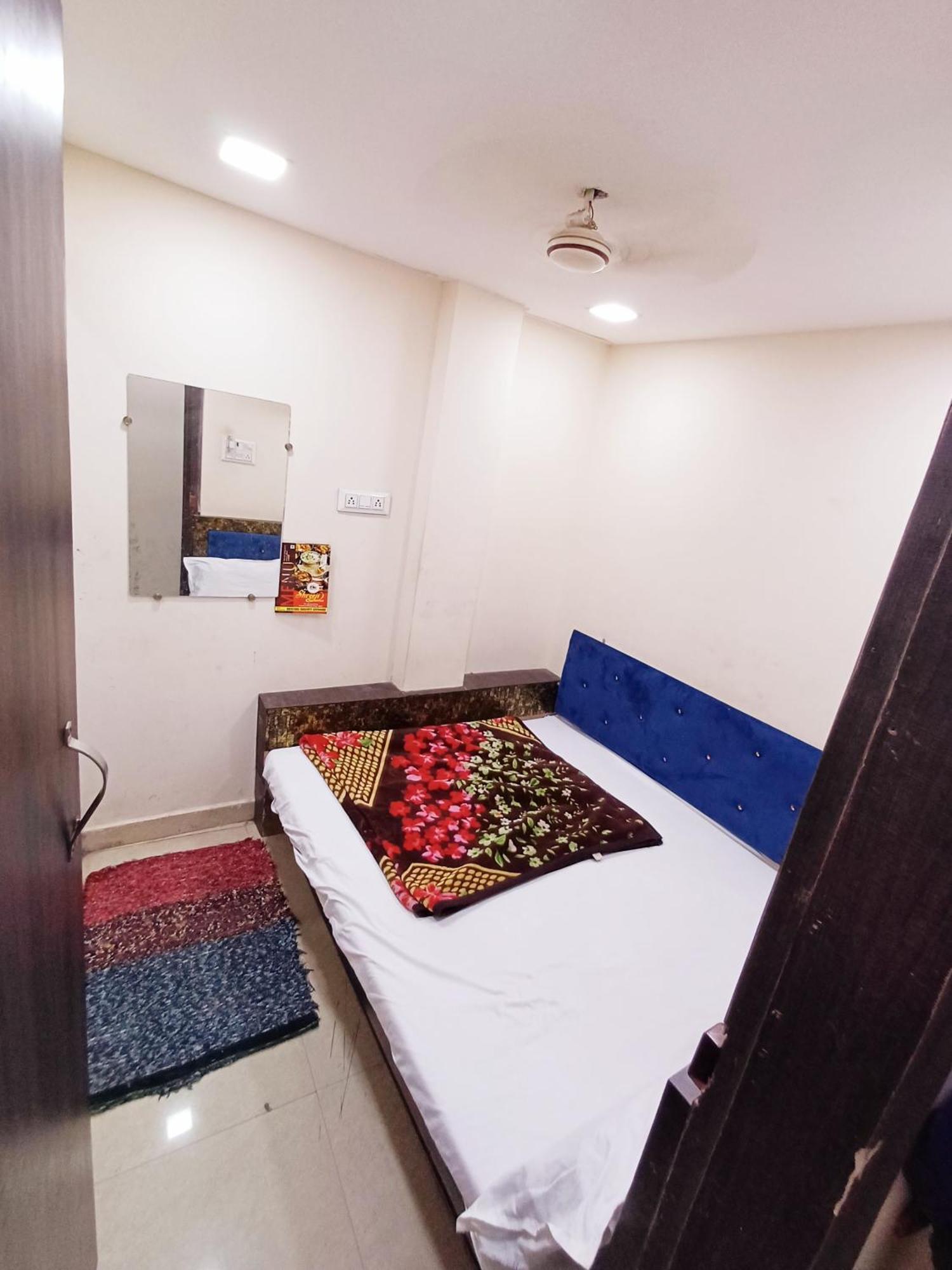Hotel Blue Tower Inn Ujjain Exterior foto